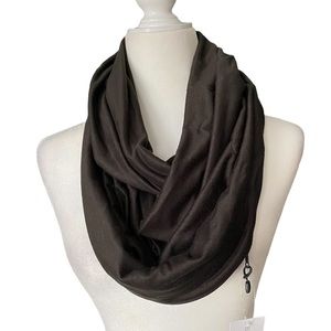 Beyond Yoga Black Pocket Infinity Scarf